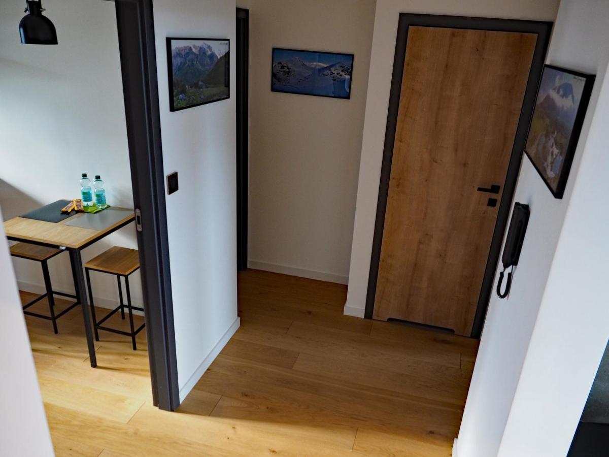 Debina Z Widokiem Apartment พอซนาน ภายนอก รูปภาพ